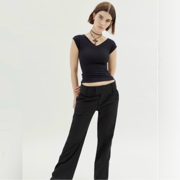 BDG Urban Outfitters Black Shannen Ribbed V-Neck Tee Size S - Picture 8 of 12